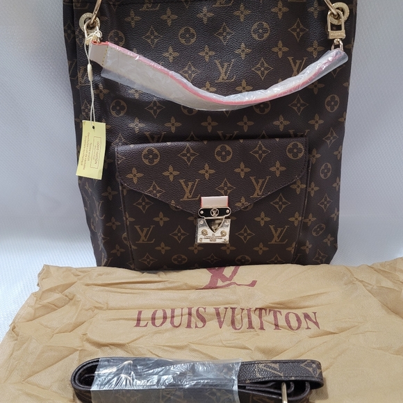 Purse - Picture 10 of 16